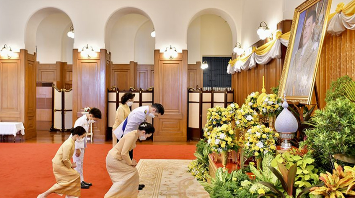 กลุ่มบีเจซี บิ๊กซี ร่วมพิธีทำบุญตักบาตรเฉลิมพระเกียรติ พระบาทสมเด็จพระเจ้าอยู่หัว  ลงนามถวายพระพรและร่วมพิธีถวายเครื่องราชสักการะและวางพานพุ่ม และจุดเทียนถวายพระพรชัยมงคล เนื่องในโอกาสวันเฉลิมพระชนมพรรษา ๒๘ กรกฎาคม ๒๕๖๖