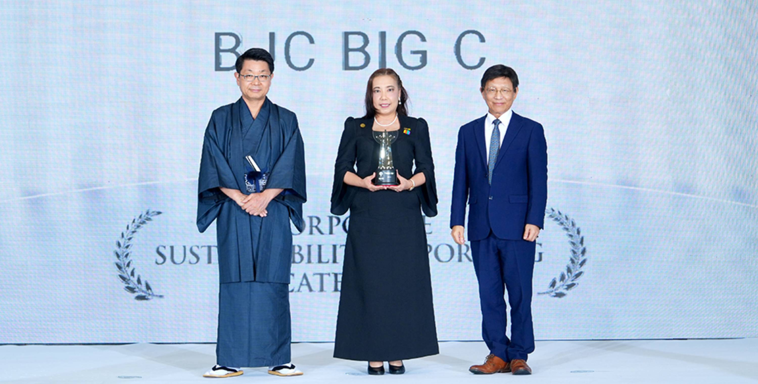 กลุ่มบีเจซี บิ๊กซี คว้าสุดยอดรางวัล Corporate Sustainability Reporting  จากเวที AREA 2025 ตอกย้ำความมุ่งมั่นรับผิดชอบต่อสังคม  และการพัฒนาอย่างยั่งยืน ตามหลัก ESG