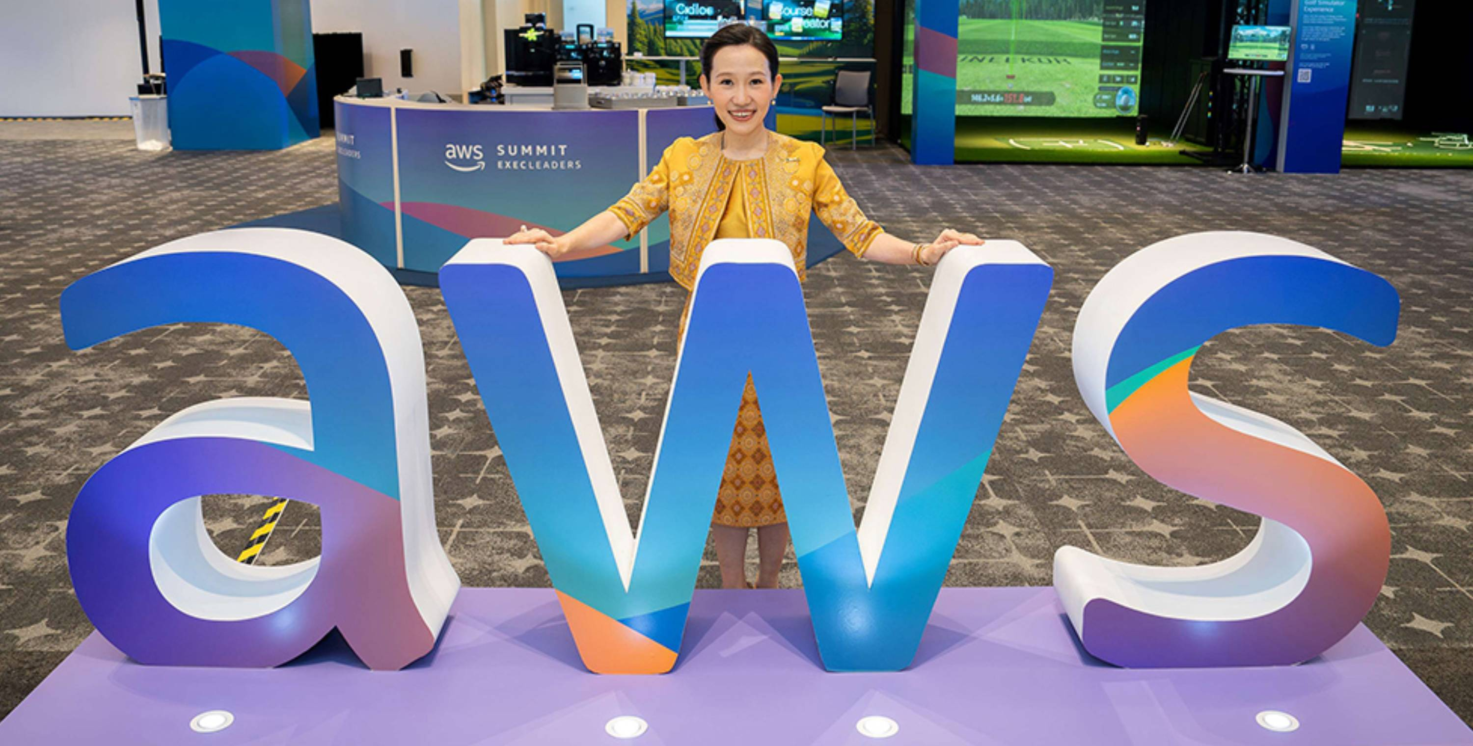 คุณฐาปณี แม่ทัพหญิง BJC ร่วมเสวนาเวที AWS ExecLeaders 2025  พร้อมแชร์มุมมองผลักดันนวัตกรรมเปลี่ยนผ่านองค์กรเพื่อสร้างการเติบโต